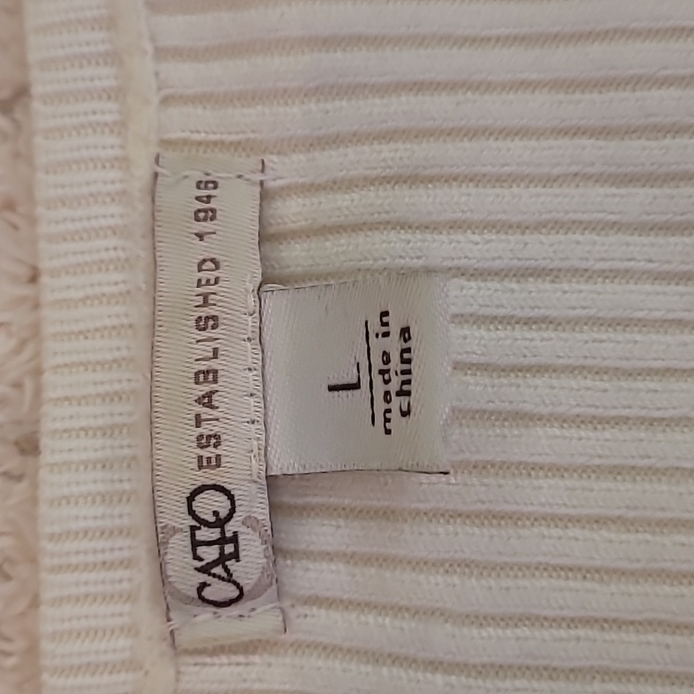 Cream Sweater - Picture 3 of 4